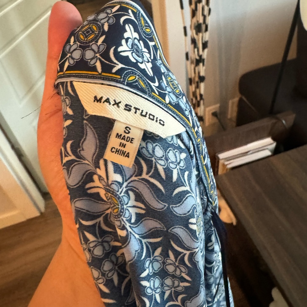 Max Studio Blue Pattern Kimono Top - Picture 4 of 4